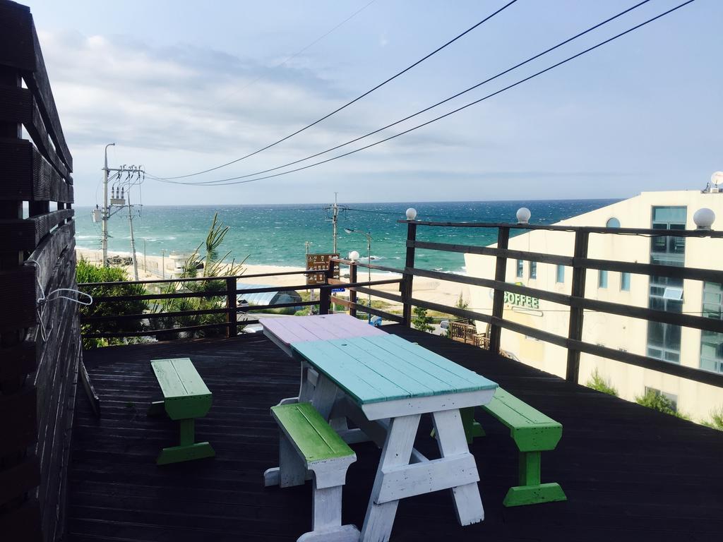 Gangneung Sea View Pension Exterior foto